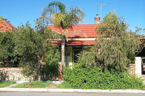 53 Samson St, White Gum Valley, WA 6162