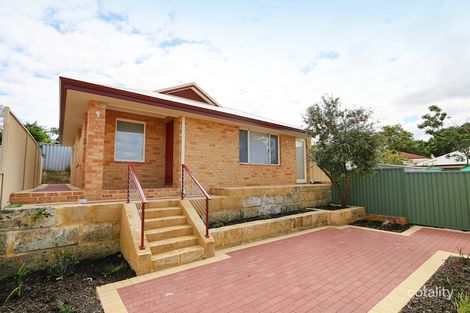 Property photo of 5 De Passey Lane Willagee WA 6156