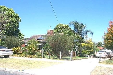 6 Vidler St, Cloverdale, WA 6105