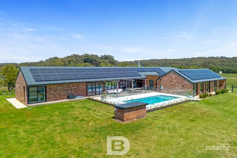 1094 Burke And Wills Trk, Benloch, VIC 3435