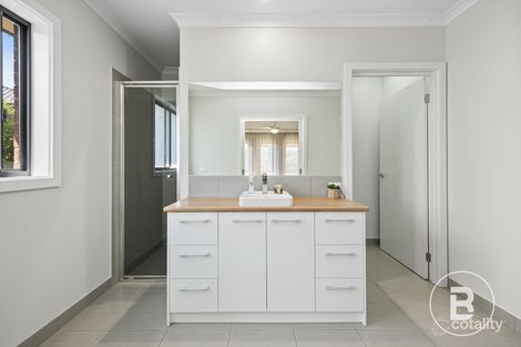 Property photo of 36 Whirrakee Drive Maryborough VIC 3465