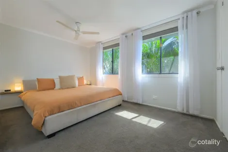 Property photo of 25 Paperbark Street Kin Kora QLD 4680