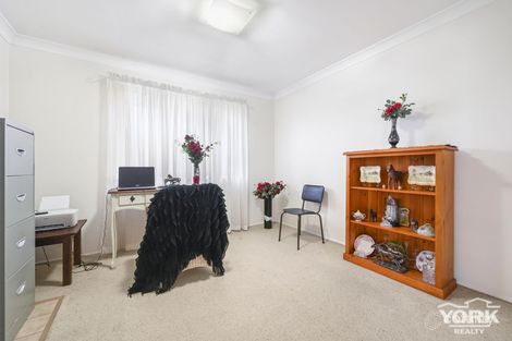 Property photo of 1/387 Greenwattle Street Wilsonton QLD 4350