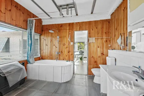 Property photo of 117 Saywell Road Macquarie Fields NSW 2564