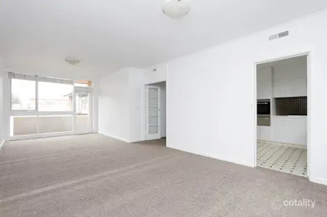 Property photo of 15/12 Woorigoleen Road Toorak VIC 3142