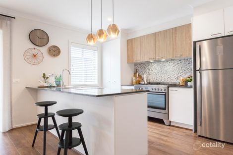 10 Silverdale Dr, Romsey, VIC 3434