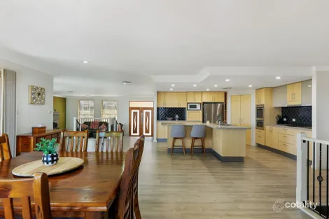 Property photo of 35 Ebony Close Hillvue NSW 2340