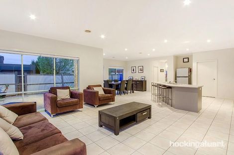 Property photo of 16 Kings Domain Caroline Springs VIC 3023