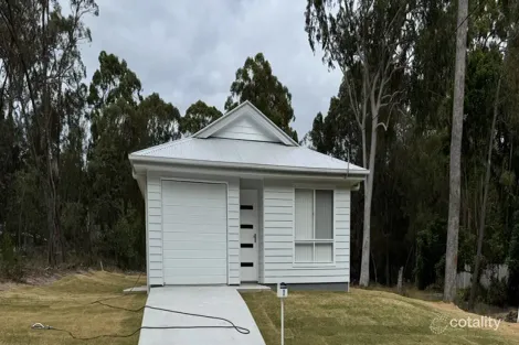 2 Sapphire St, Russell Island, QLD 4184