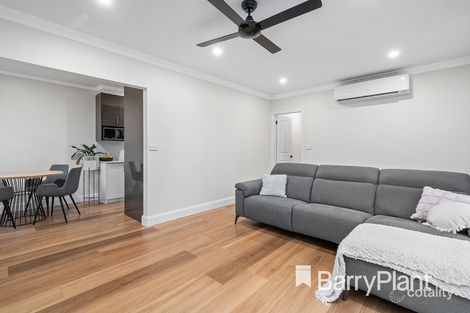 Property photo of 31 Cardigan Road Mooroolbark VIC 3138