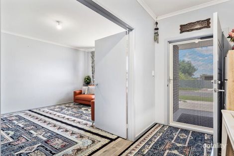 Property photo of 44 Kent Avenue Clearview SA 5085