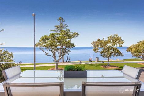 Property photo of 243 Wynnum Esplanade Wynnum QLD 4178