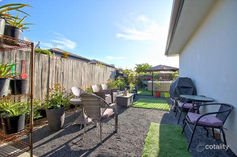 Property photo of 27/230 Pulgul Street Urangan QLD 4655