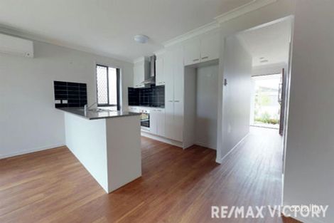 33 Raff Rd, Caboolture South, QLD 4510