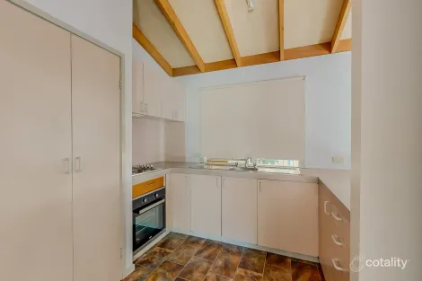 Property photo of 1/125 Mackenzie Street West Golden Square VIC 3555