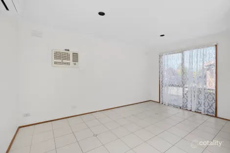 Property photo of 4/64 Edward Street Macleod VIC 3085