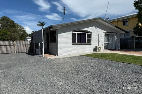 42 Queens Rd, Scarness, QLD 4655