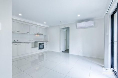 Property photo of 2/7 Baird Circuit Redbank Plains QLD 4301