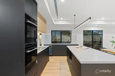 Property photo of 262A Queen Street Altona VIC 3018