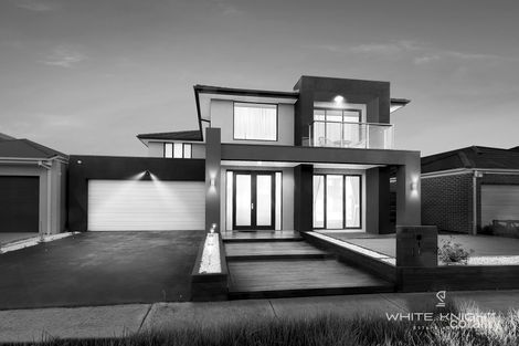 Property photo of 17 Wavell Parade Fraser Rise VIC 3336