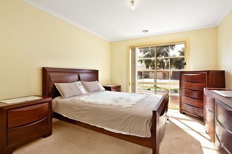 Property photo of 45 Jardier Terrace South Morang VIC 3752
