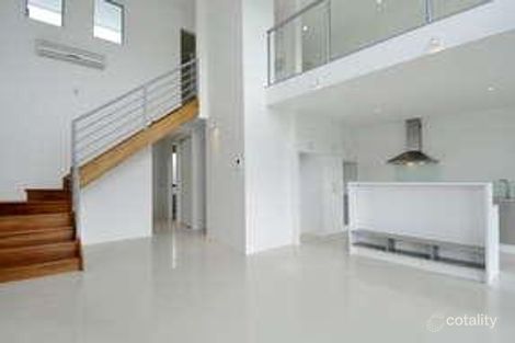 8/10 Tallebudgera Dr, Palm Beach, QLD 4221