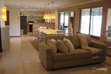 Property photo of 28 Broadbeach Drive Carrickalinga SA 5204