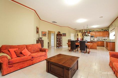 Property photo of 8 Castlewellan Boulevard Hillside VIC 3037