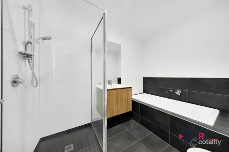 Property photo of 19 Barool Street Wollert VIC 3750