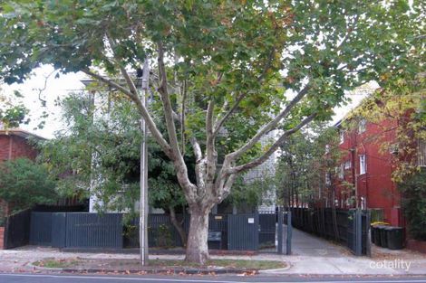 2/515 St Kilda St, Elwood, VIC 3184