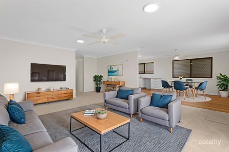 7 PEBBLE CT, TORQUAY, QLD 4655