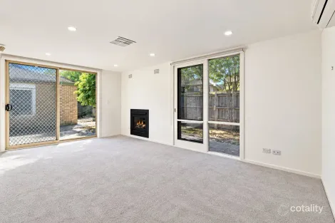 8/18 Peter St, Doncaster East, VIC 3109