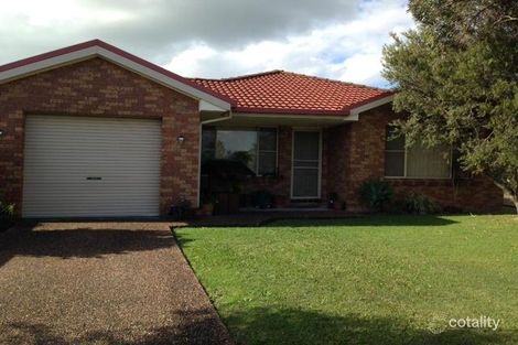 Property photo of 1/2 Bangalay Close Woodberry NSW 2322