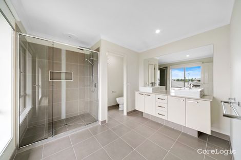 Property photo of 31 Shanahans Drive Cranbourne North VIC 3977
