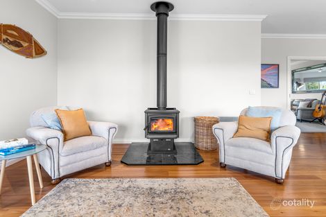 Property photo of 39 Albert Road Port Fairy VIC 3284