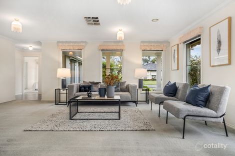 Property photo of 9 Albert Place Dingley Village VIC 3172