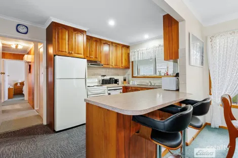 Property photo of 67 Raglan Street Somerset TAS 7322