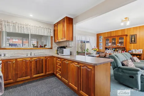 Property photo of 67 Raglan Street Somerset TAS 7322