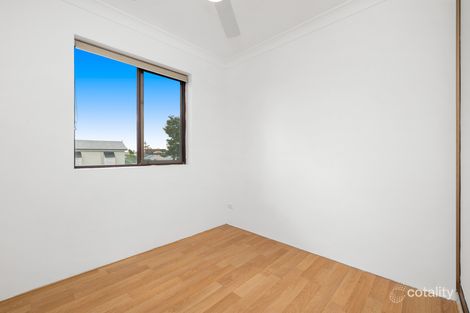 Property photo of 5/57 Dunellan Street Greenslopes QLD 4120