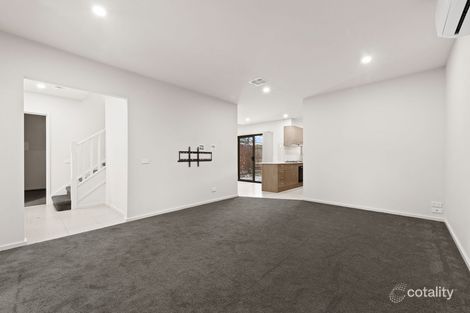 Property photo of 2/18 Sanders Road Frankston South VIC 3199