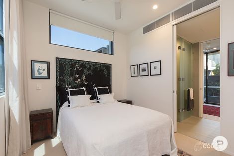 Property photo of 12/102 Parkside Circuit Hamilton QLD 4007