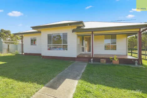 74 Combridge Dr, Beremboke, VIC 3342