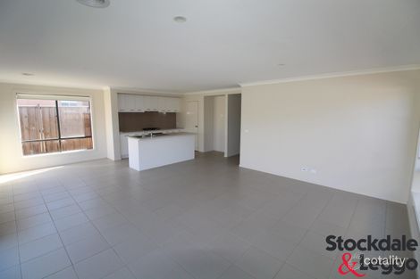 Property photo of 54 Stanmore Crescent Wyndham Vale VIC 3024