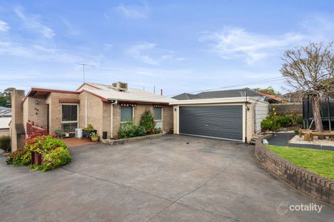 33 Rolling Hills Rd, Chirnside Park, VIC 3116