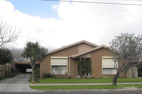 Property photo of 27 Serpentine Road Keysborough VIC 3173