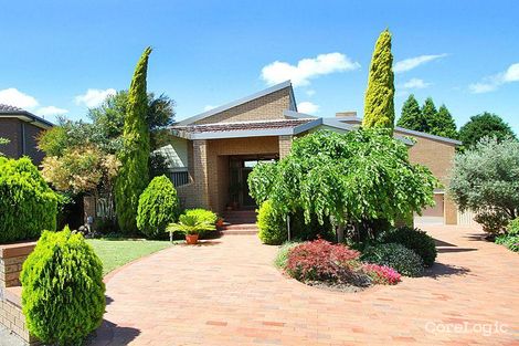 Property photo of 11 Homestead Place Mill Park VIC 3082