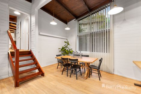 Property photo of 2 Withers Way Eltham VIC 3095
