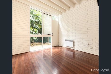 Property photo of 2 Laura Place Fitzroy North VIC 3068