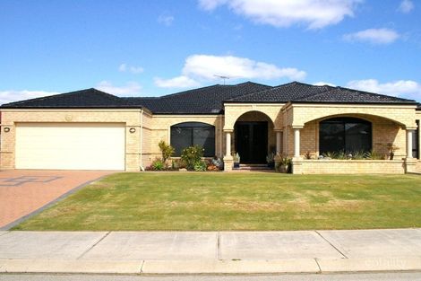 17 Cote D'Azur Gdns, Port Kennedy, WA 6172