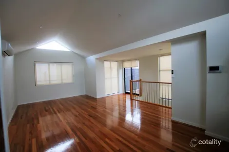 Property photo of 2/1A Teague Avenue Brunswick West VIC 3055